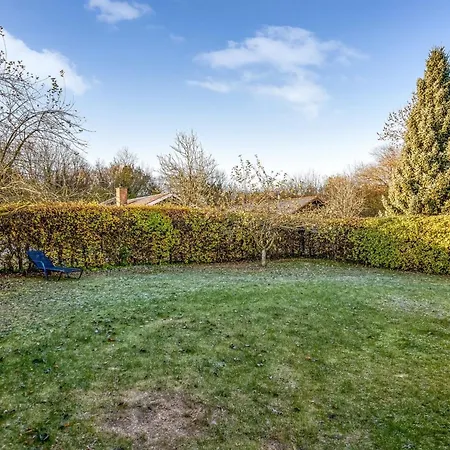 Pavo - 200m From The Sea By Interhome *